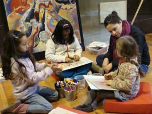 talleres con niños, terapia gupal niños, trabajo terapéutico con niños